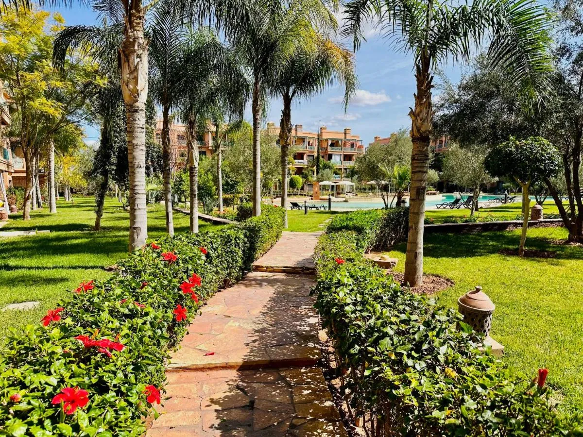 Image 5 of Stunning Apartment – Panoramic pool view