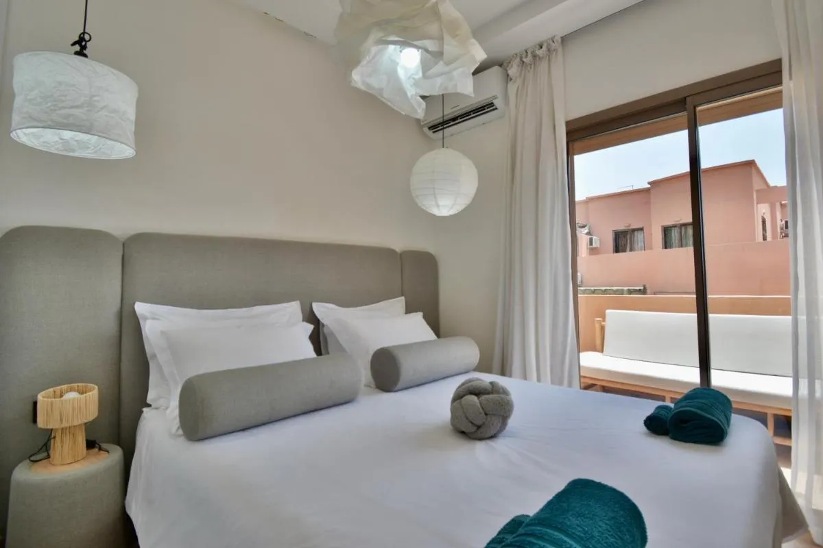 Image 1 of Superbe appart cosy avec piscine