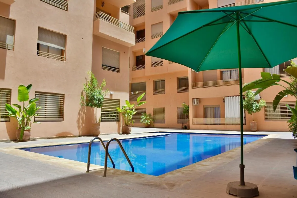 Image 3 of Superbe appart cosy avec piscine