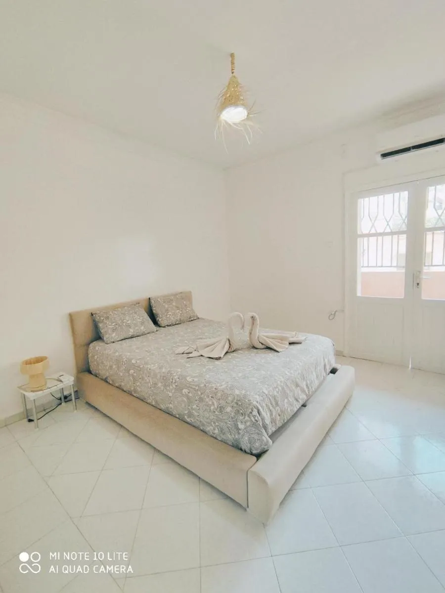 Image 1 of Top Location Gueliz Centre