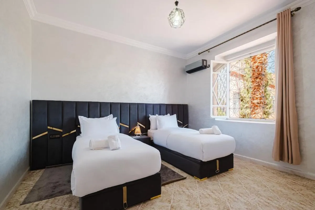 Image 1 of Villa 4 bedrooms with private pool in Marrakech