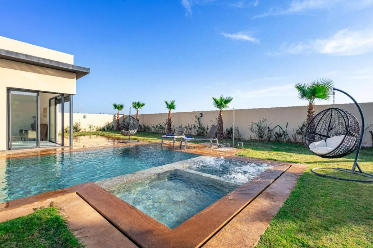 Image 3 of Villa Lella, piscine Chauffée, cuisinière