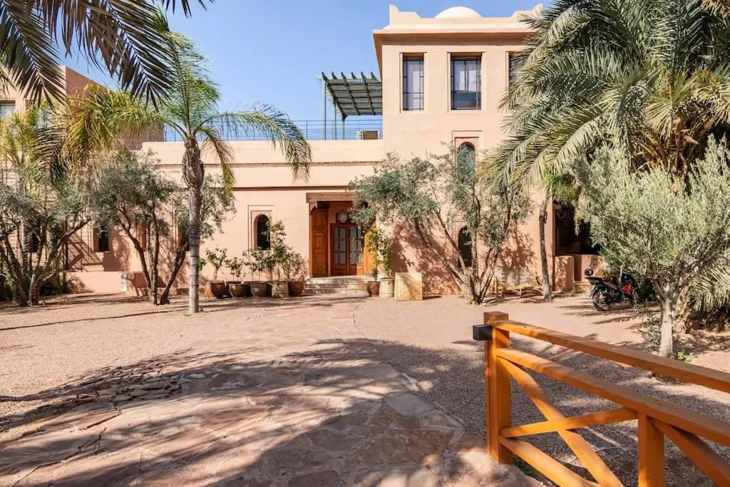 Image 6 of Villa May sur le Golf de la Palmeraie with Cooker and Butler included