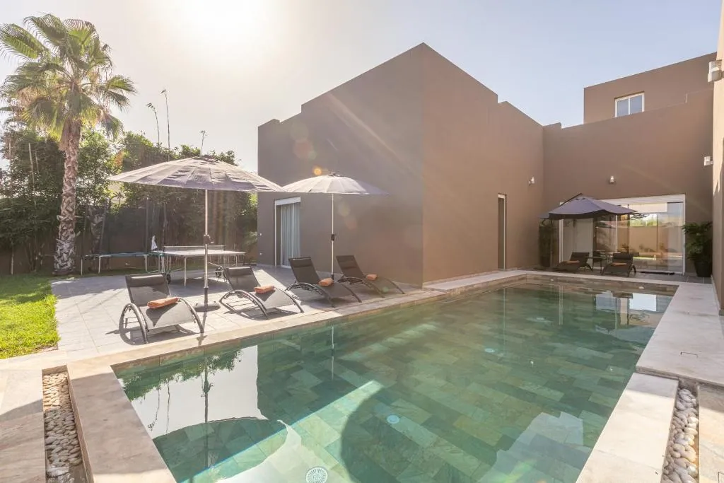 Image of Villa Mima, lux, billard, jeux, cuisinière , piscine Chauffée,