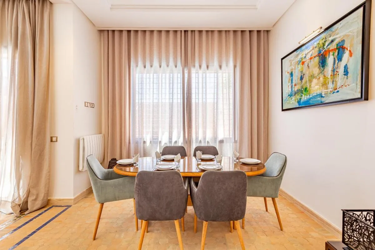 Image 3 of Villa Riad Targa 10 min de GUELIZ Piscine privee