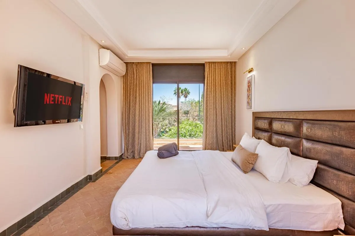 Image 1 of Villa Riad Targa 10 min de GUELIZ Piscine privee