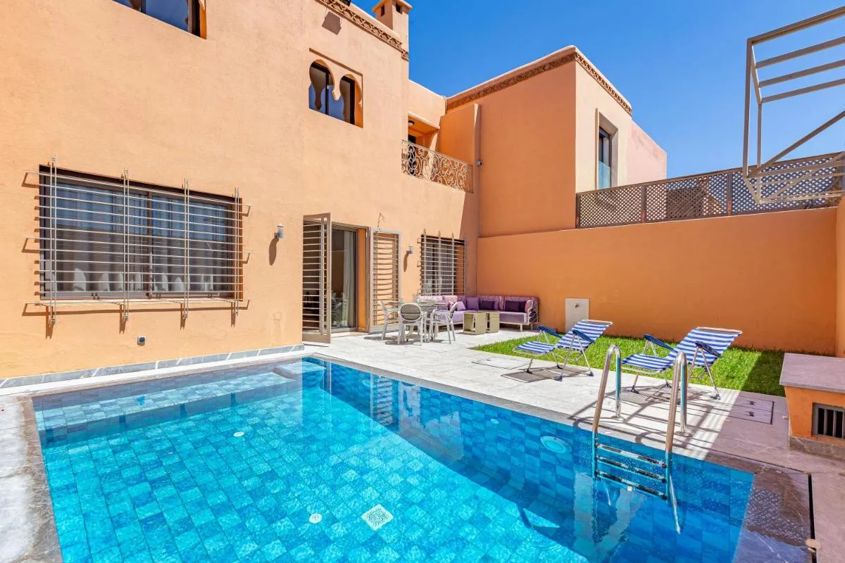 Image 2 of Villa Riad Targa 10 min de GUELIZ Piscine privee