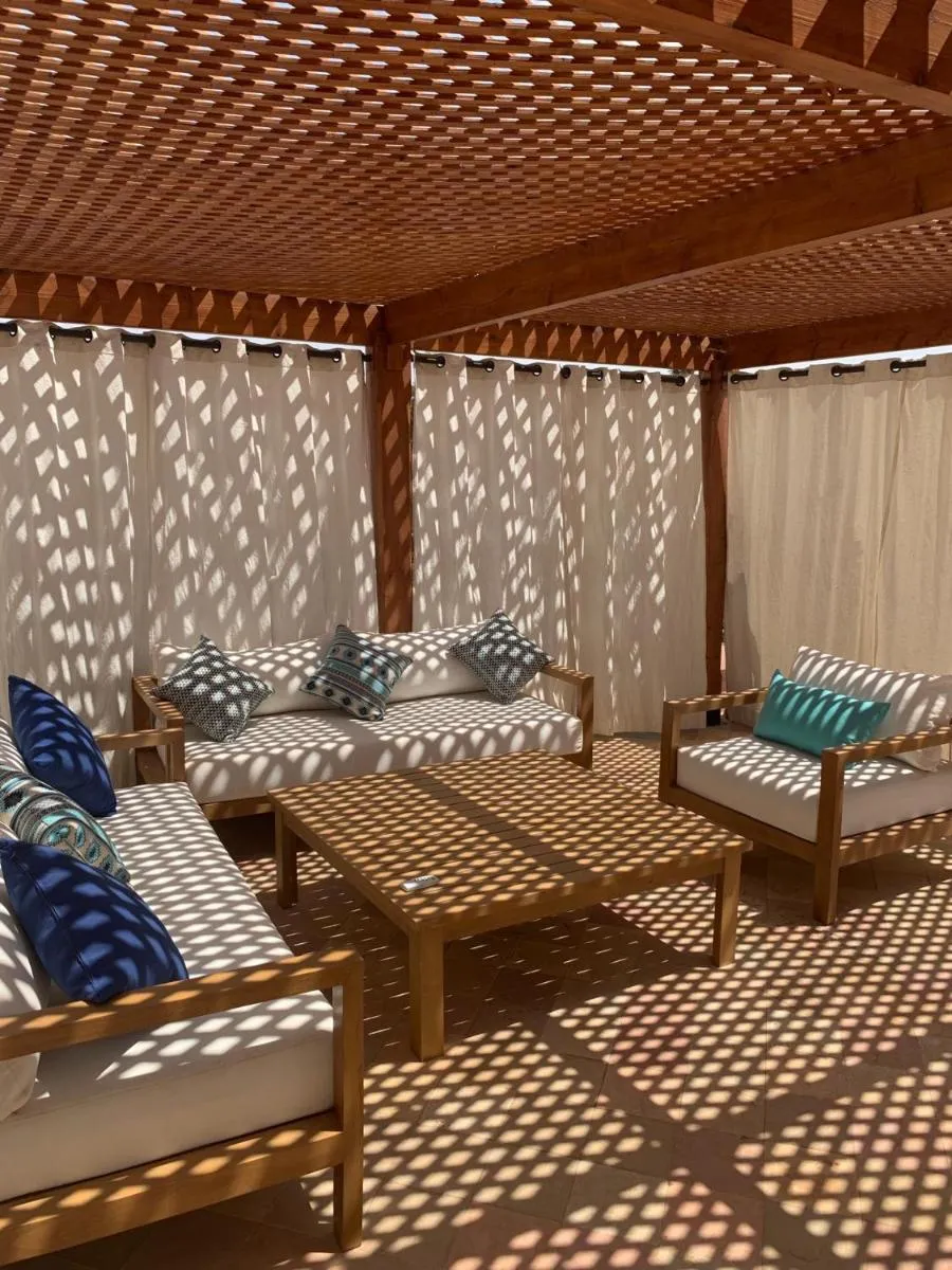 Image 6 of Villa Scil de luxe, Piscine chauffée, 3 Suites, Hamam, Jacuzzi extérieur, salle de sport, service Baby Sitter, option gouvernante, vue sur l’Atlas, Parkings Privé, Pas de Vis à Vis !