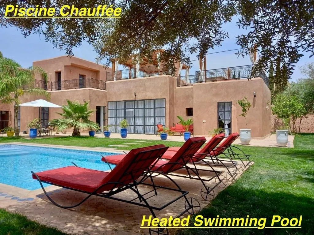 Image of Villa Scil de luxe, Piscine chauffée, 3 Suites, Hamam, Jacuzzi extérieur, salle de sport, service Baby Sitter, option gouvernante, vue sur l’Atlas, Parkings Privé, Pas de Vis à Vis !
