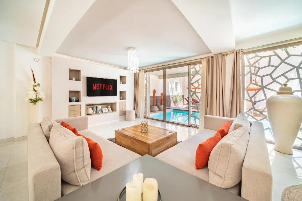 Image 5 of Villa White High-Standing – Breakfast