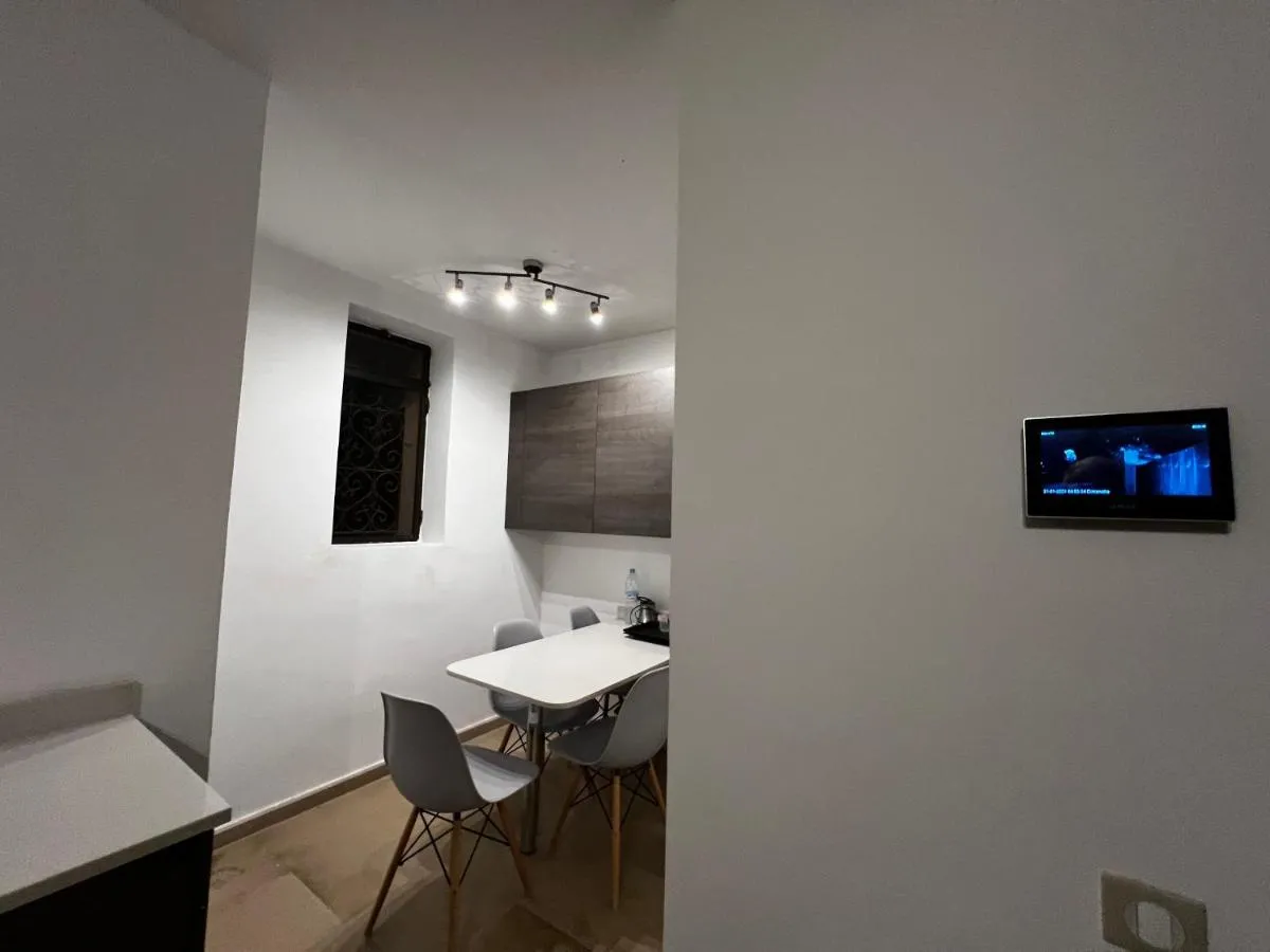 Image 5 of Villa kasbah de luxe, piscine et jacuzzi chauffés, jardin tropical