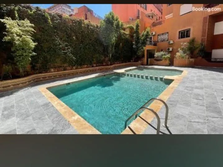 Image 1 of appartement center de Guéliz avec piscine