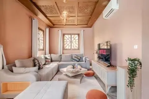 Image 5 of villa a marrakech with warm pool