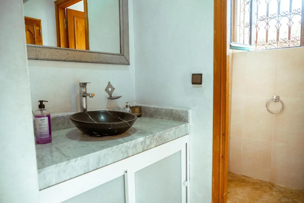 Image 2 of villa 5 chambres pour famille avec piscine & parking