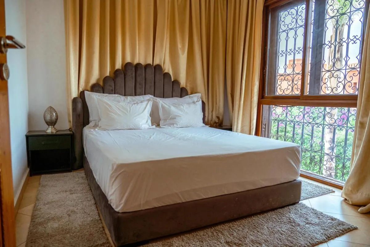 Image 1 of villa 5 chambres pour famille avec piscine & parking